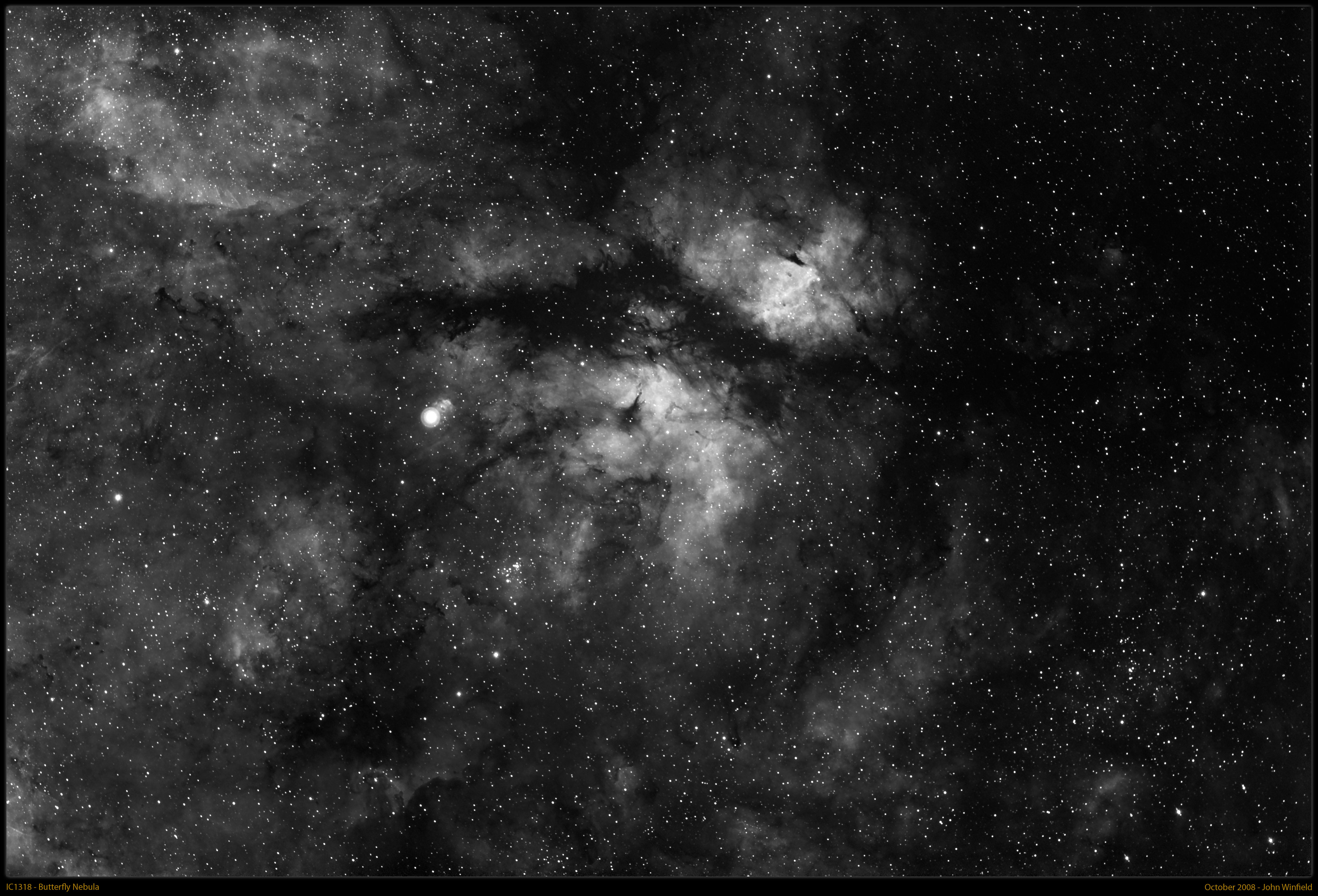 IC1318-20081012-Ha.jpg